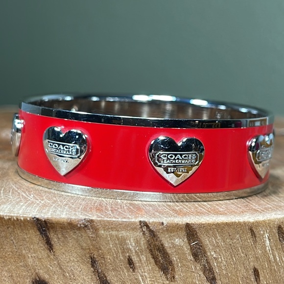 COACH HEART BANGLE - Picture 7 of 12